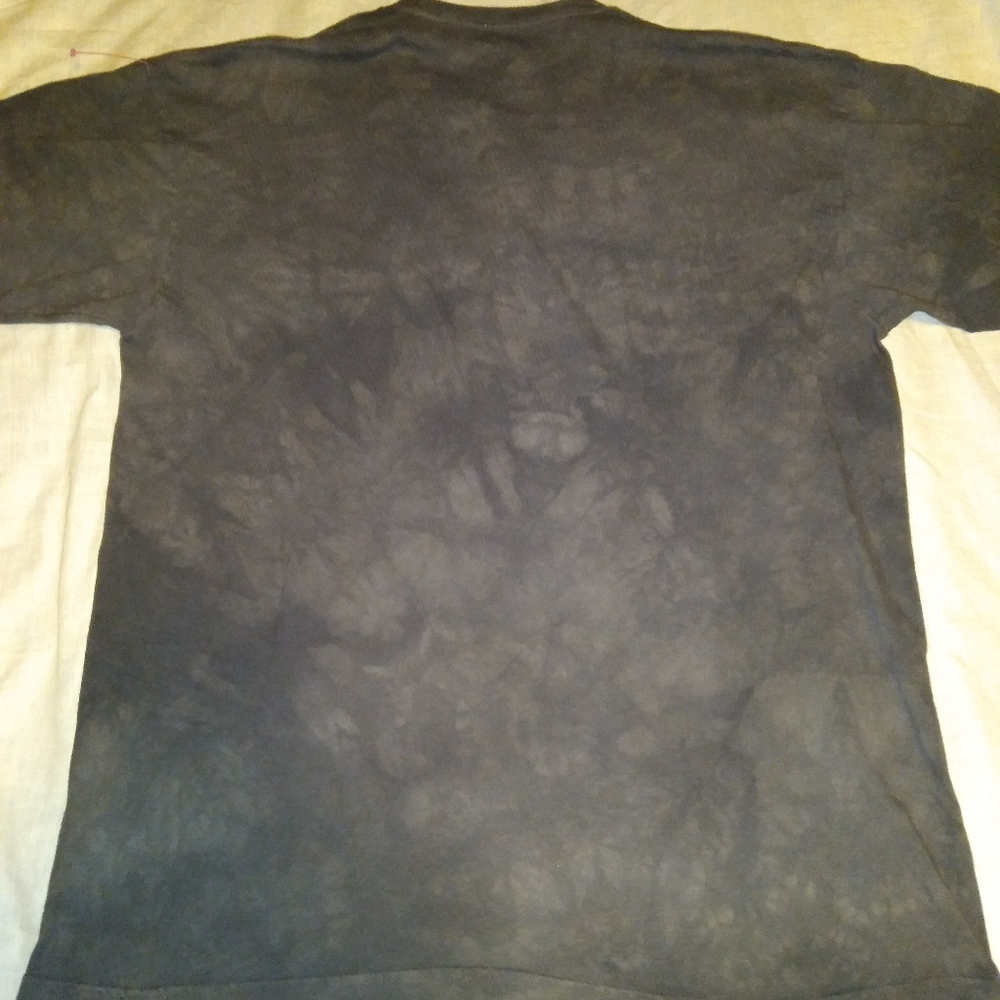 RARE* The Mountain wolf Tshirt Sz XL - Picture 2 of 7